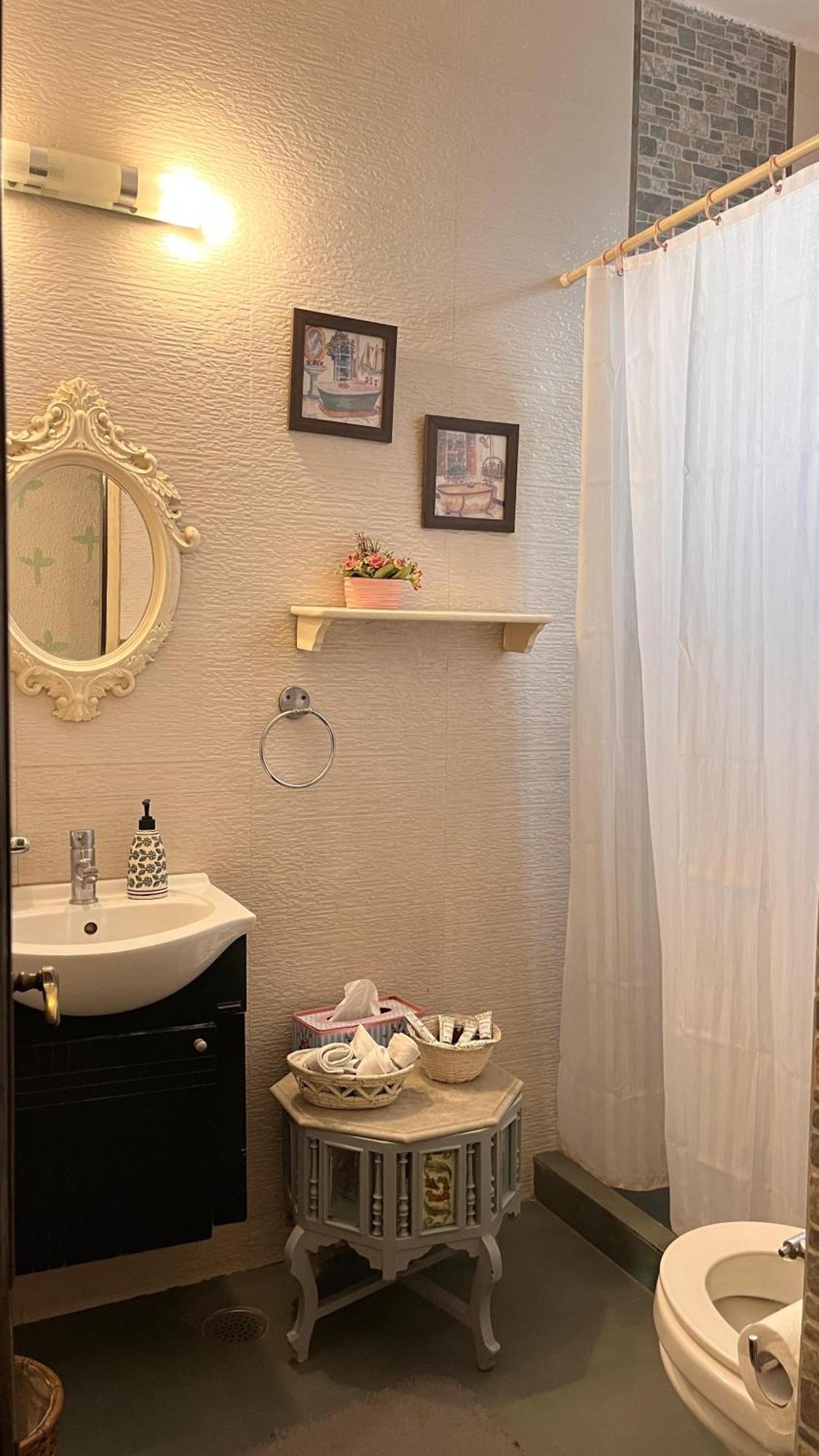 ニューデリー オン ザ ハウス Bed & Breakfast エクステリア 写真